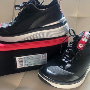 Bala 12s (Twelves) Nurse Sneaker W/ Carrying Case